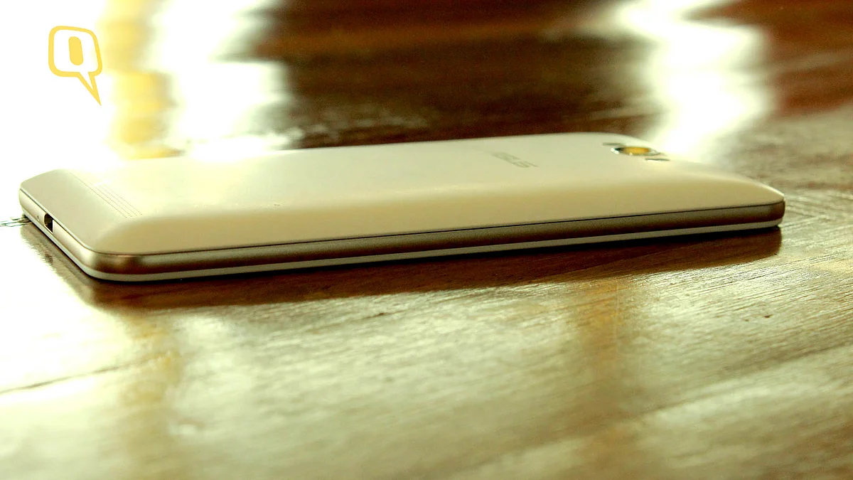 Asus Zenfone Max. (Photo: <b>The Quint</b>)