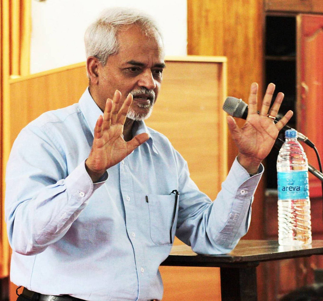 DUTA slams St. Stephen’s College Principal Valson Thampu’s clean chit to a teacher who allegedly molested a student. 