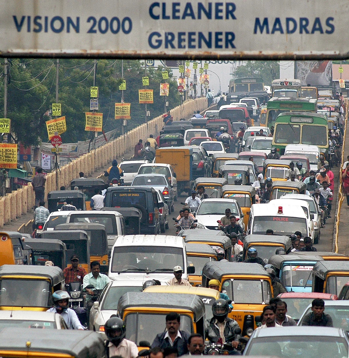 Heavy traffic, caused by monsoon rains, is seen on a flyover in the city of Chennai. (File photo: Reuters)