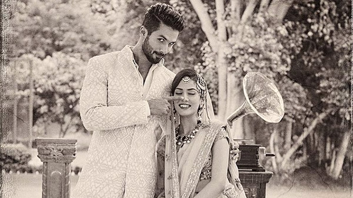 Quicke Shahid Mira Get Candid Ki And Ka First Look Is Out More