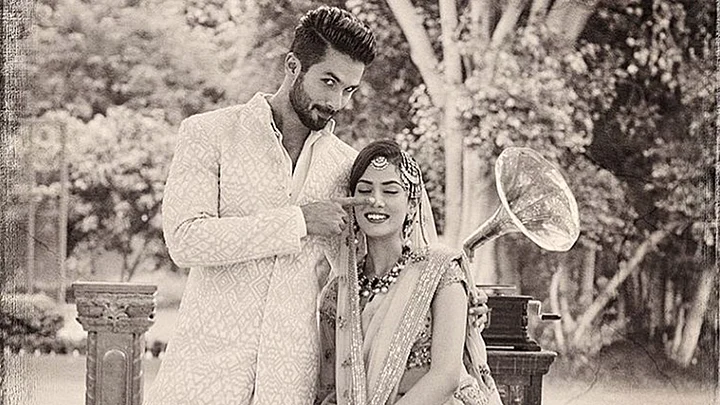 Quicke Shahid Mira Get Candid Ki And Ka First Look Is Out More Quicke Shahid Mira Get Candid Ki And Ka First Look Is Out More