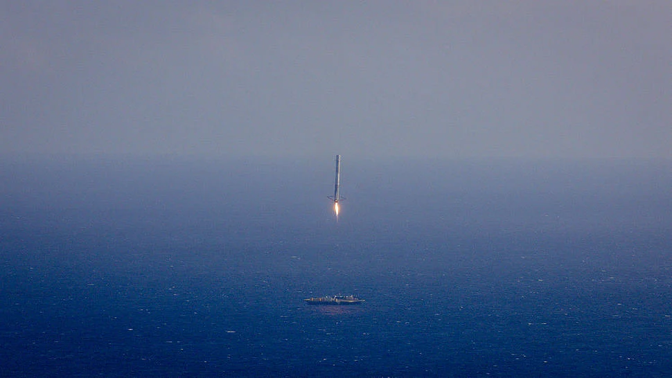 CRS-6 Falcon 9 landing on drone ship. (Photo Courtesy: SpaceX)