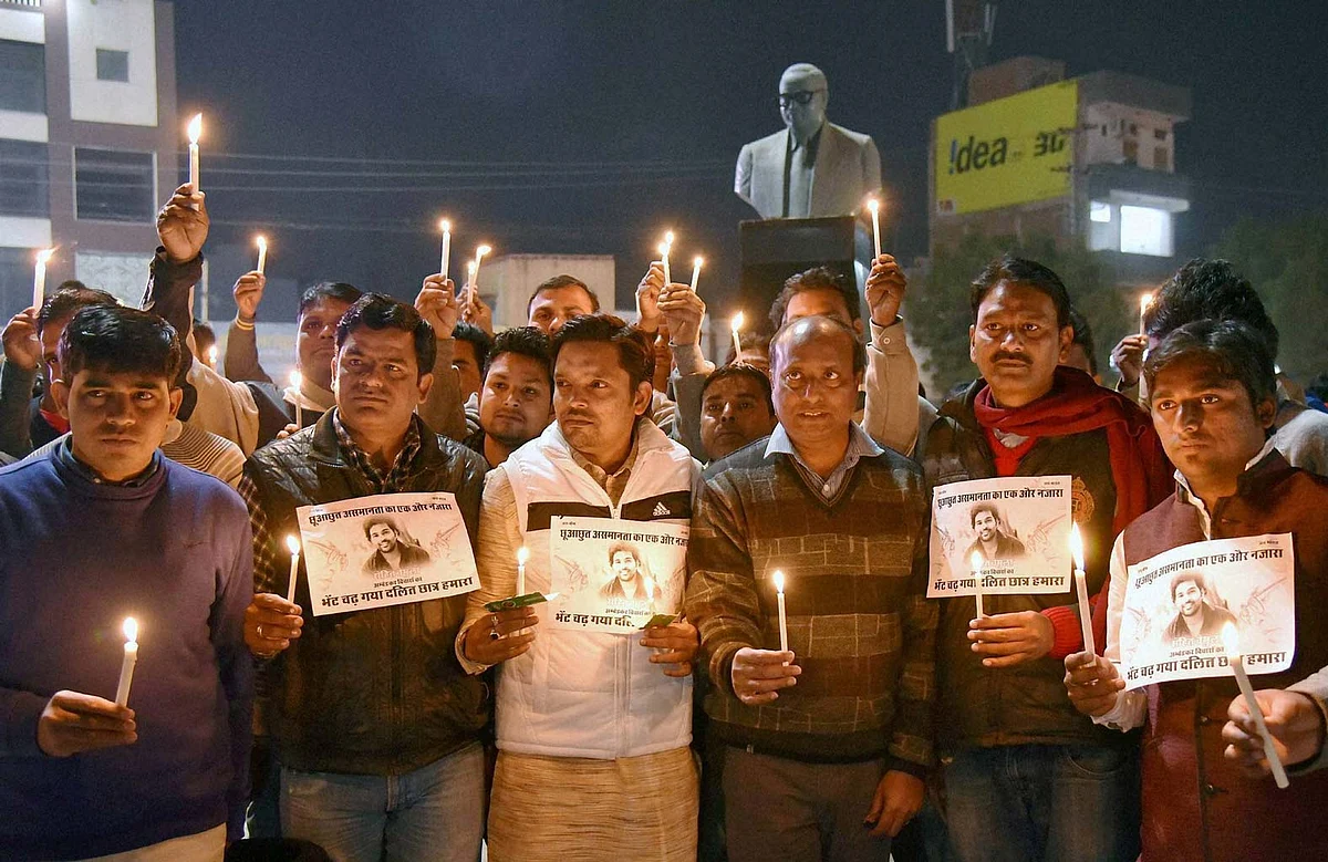 Students in Bikaner, Rajasthan protesting against Rohith Vemula’s suicide. (Photo: PTI)