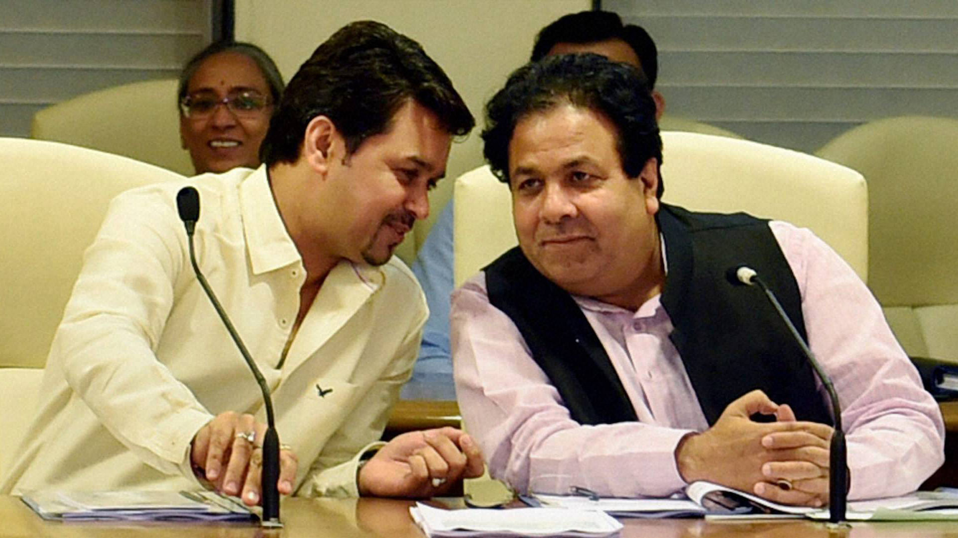 Members of Parliament, Anurag Thakur (L) and Rajeev Shukla (R) hold prominent posts in the BCCI at the moment. (Photo: PTI)