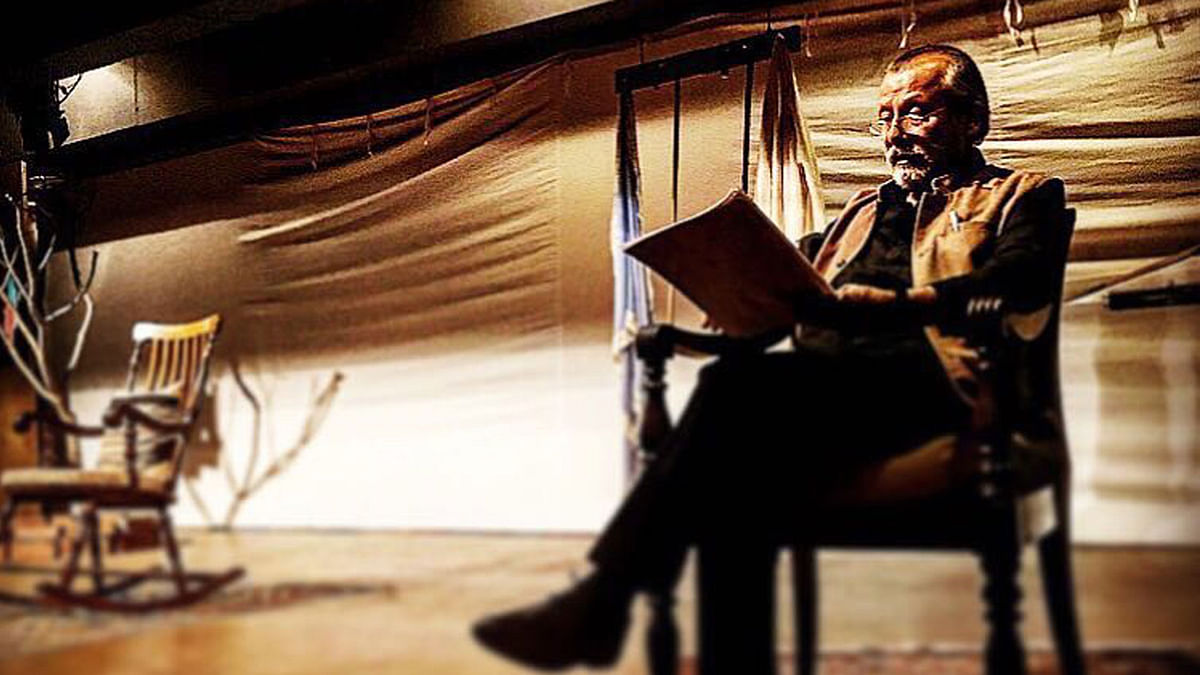 Pankaj Kapur Shines on Stage With His Novella ‘Dopehri’
