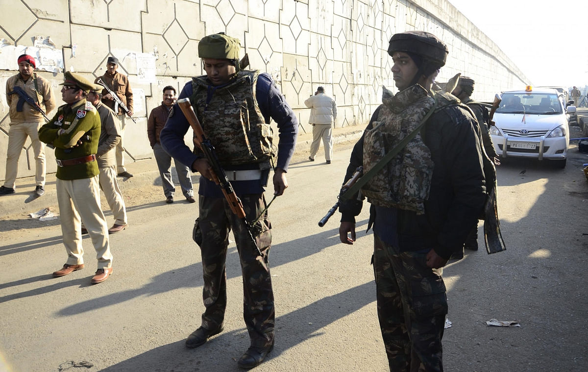Four gunmen, three guards killed when unidentified militants attacked an Indian Air Force base in Pathankot. 