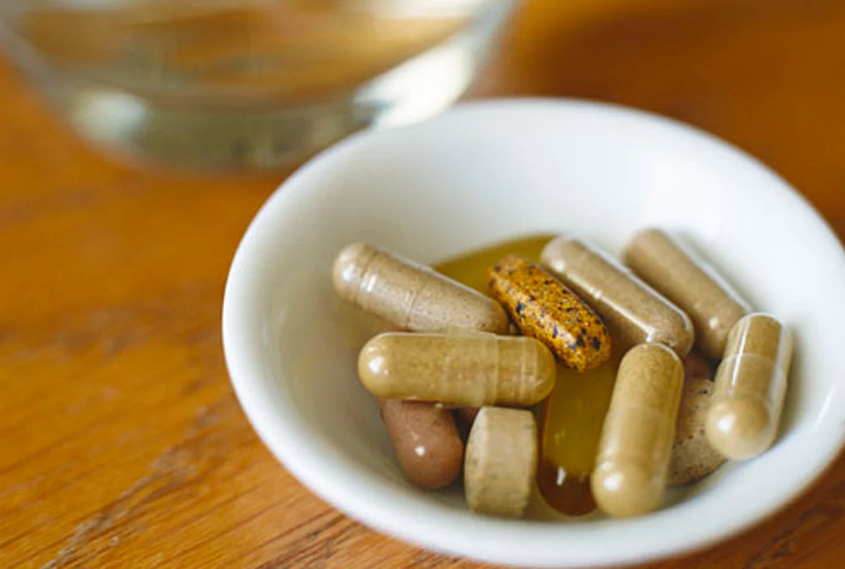 Mix in 1 probiotic capsule. (Photo Courtesy: <a href="http://blog.healthkismet.com/">blog.healthkismet.com</a>)