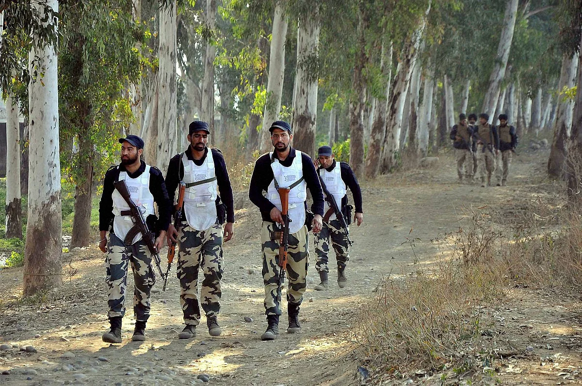 SWAT team at the Indian Air Force base in Pathankot during the terror strike. ( Photo: PTI)