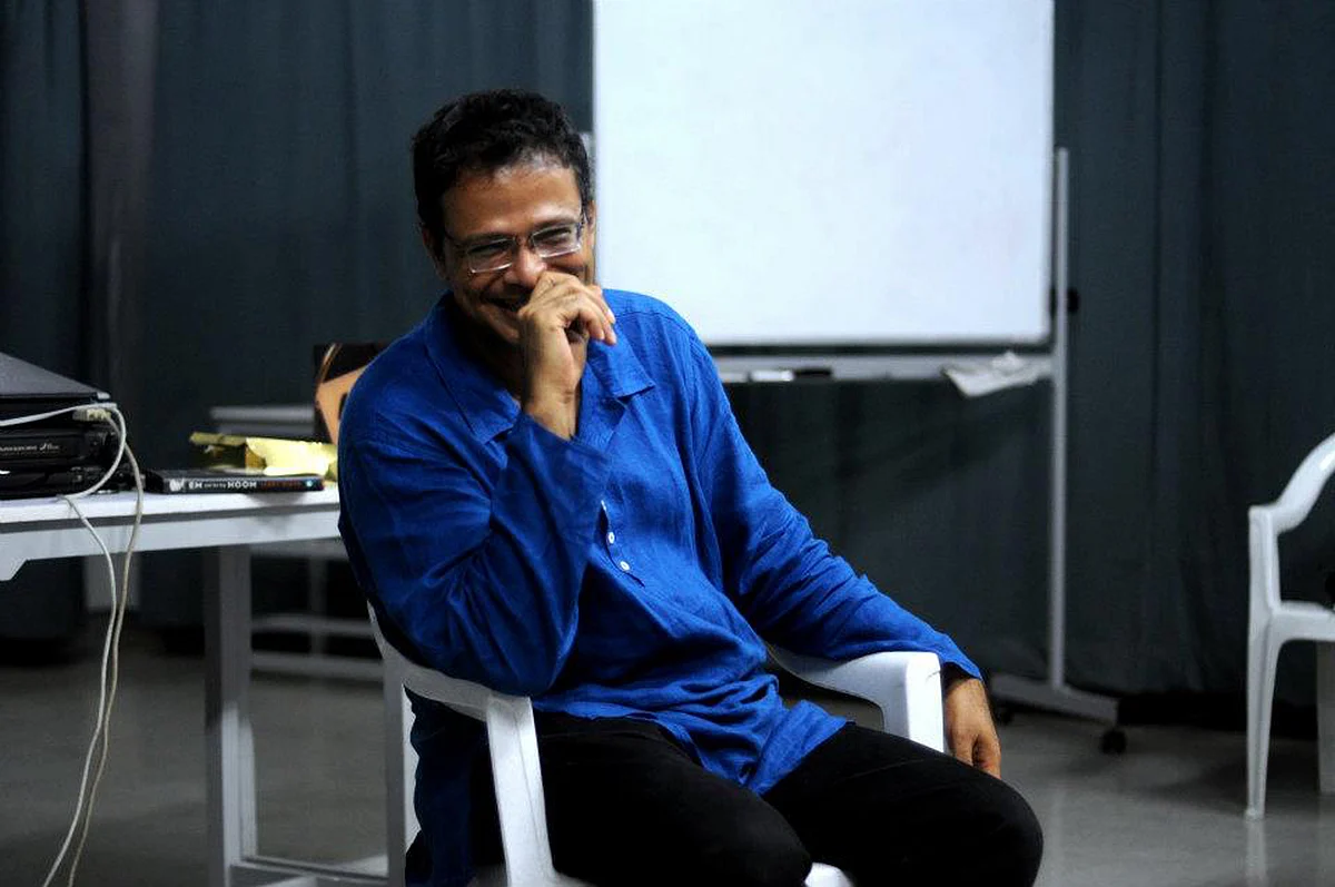 Author Jerry Pinto rejoices in rice, dal, boiled egg, papad and mango achaar. (Photo Courtesy: <a href="https://www.facebook.com/jerry.pinto.94/photos">Facebook/Jerry Pinto</a>)
