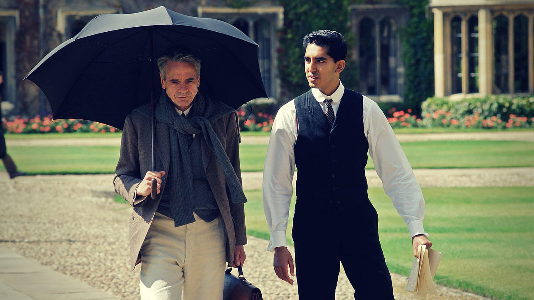 Jeremy Irons and Dev Patel in a scene from The Man Who Knew Infinity (Photo Courtesy: <a href="https://twitter.com/DavidTusing/status/675270570980876292">Twitter/@DavidTusing</a>)