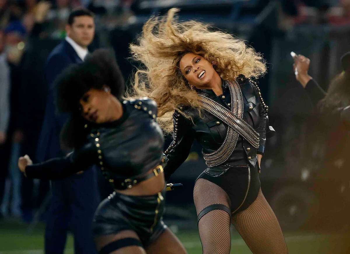 Beyoncé gives a jaw dropping performance, as always, at Super Bowl 50 (Photo: AP)