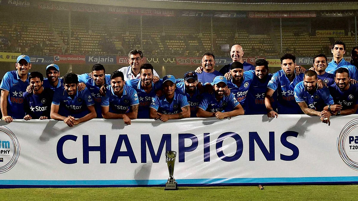 (Photo by: Ron Gaunt / BCCI / Sportzpics)