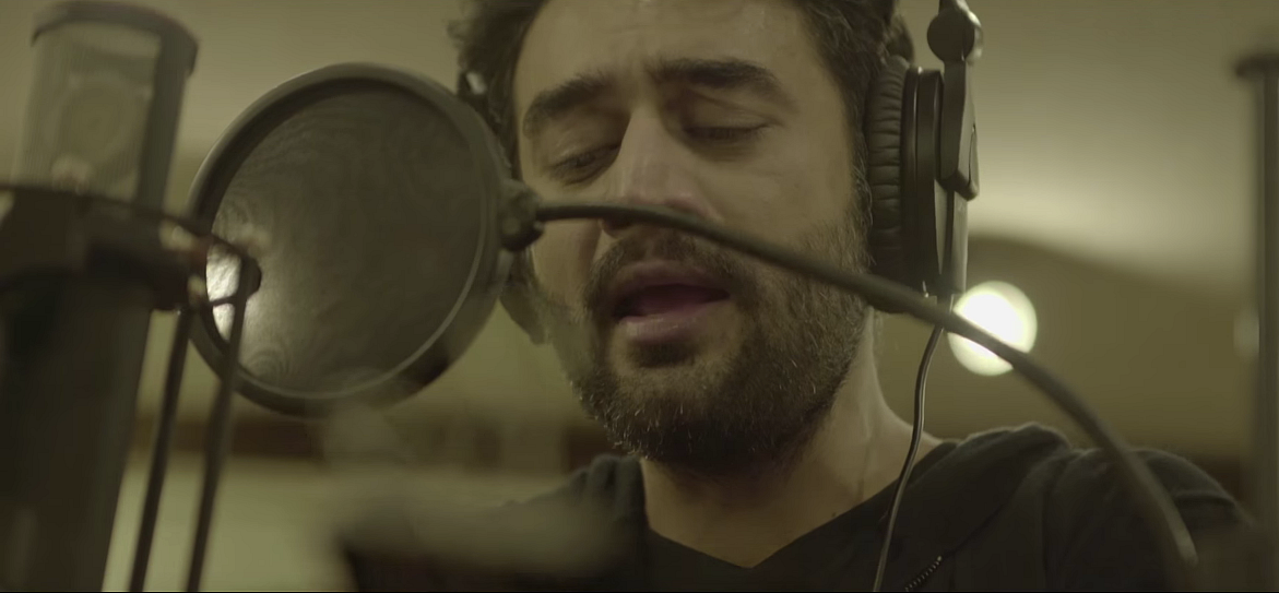 Shekhar Ravjiani records the track <i>Gehra Ishq </i>for<i> Neerja</i>