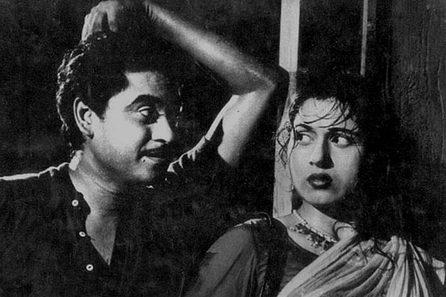 Ek ladki bheegi bhaagi si: Madhubala and Kishore Kumar, in a scene from <i>Chalti Ka Naam Gaadi.</i>