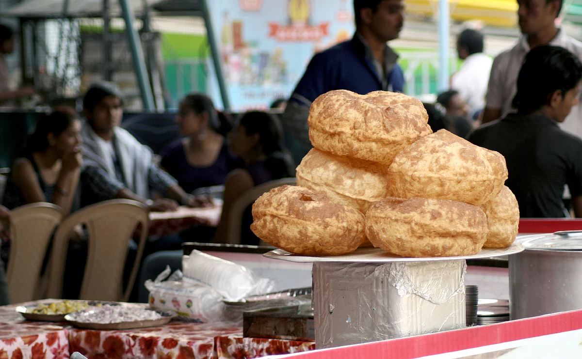 The ubiquitous ‘aloo puri’ punctuates every journey. (Photo: iStockphoto)