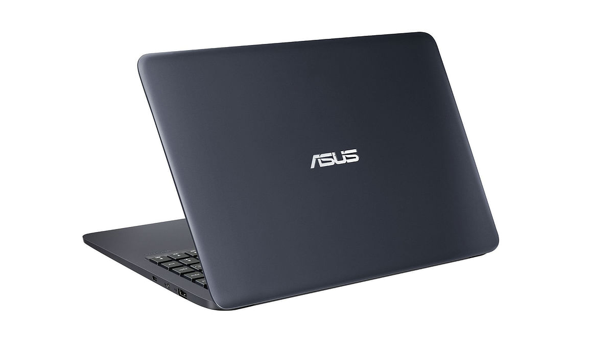 Review Asus Eeebook E402 Is A Laptop Sized Windows 10 Netbook