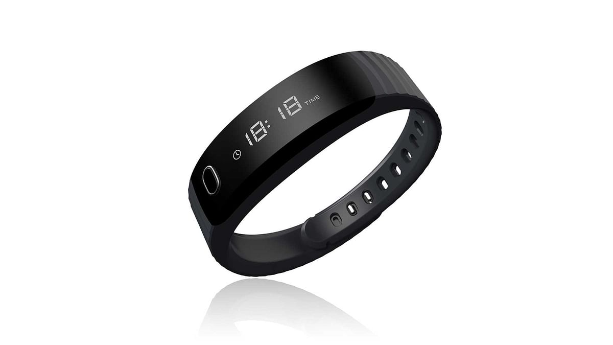 Intex FitRist is priced at Rs 999 and competes with budget fitness bands like Mi Band and YuFit. 