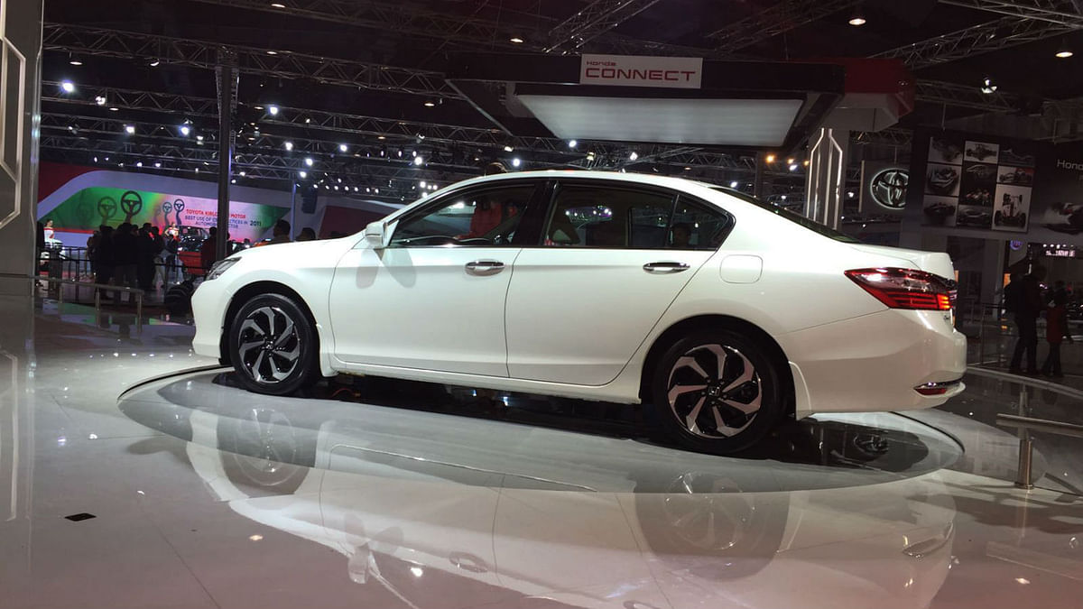 The new Honda Accord has the typical Honda touch with focus on looking like a mean machine.