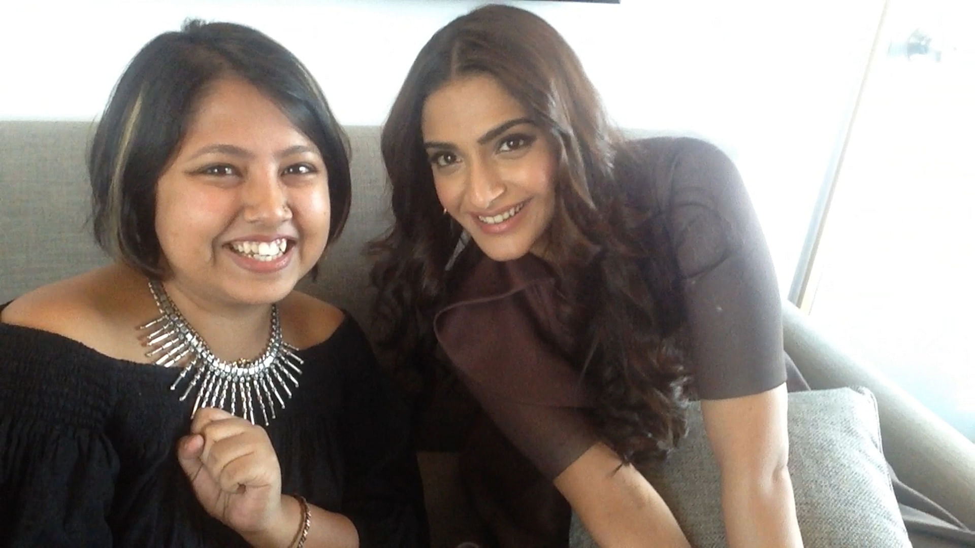 Sonam Kapoor is all smiles about <i>Neerja</i> (Photo: Abira Dhar, The Quint)