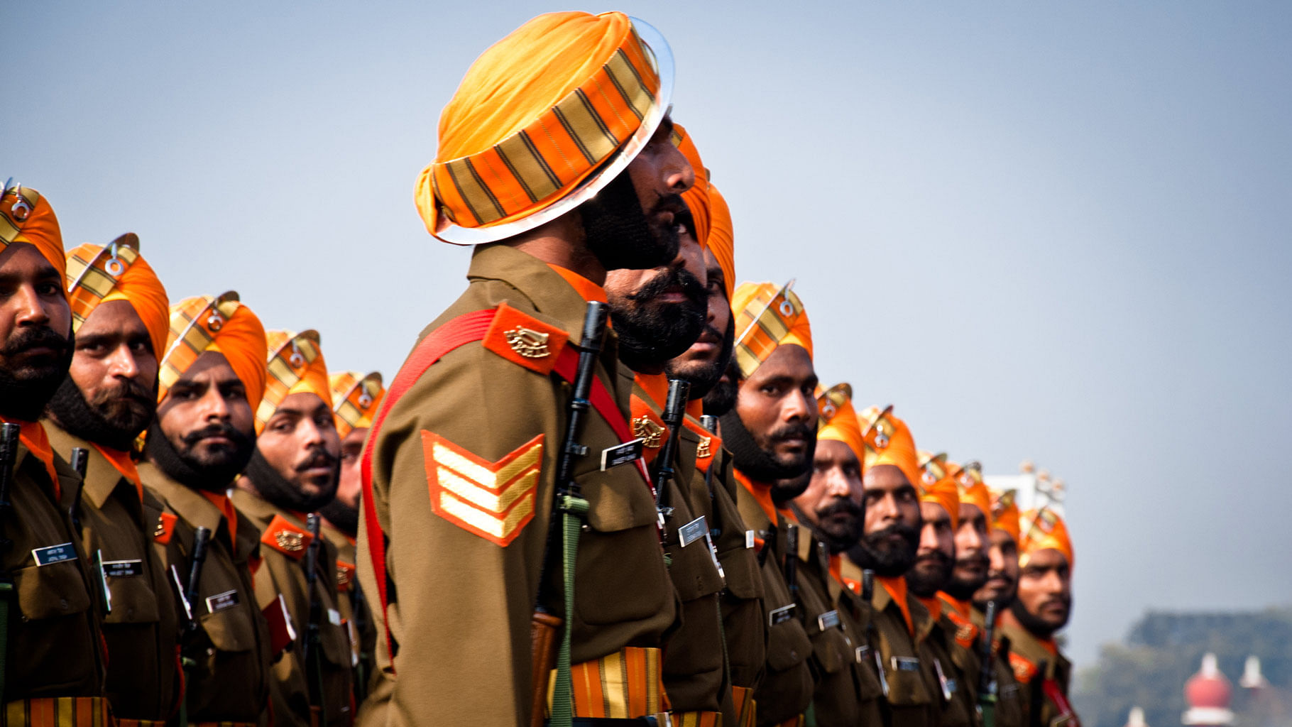The Sikh Light Infantry’s marching contingent. (Photo: <a href="https://www.flickr.com/photos/jzsinr/5356170563/in/photostream">Jaskirat Singh Bawa</a>)