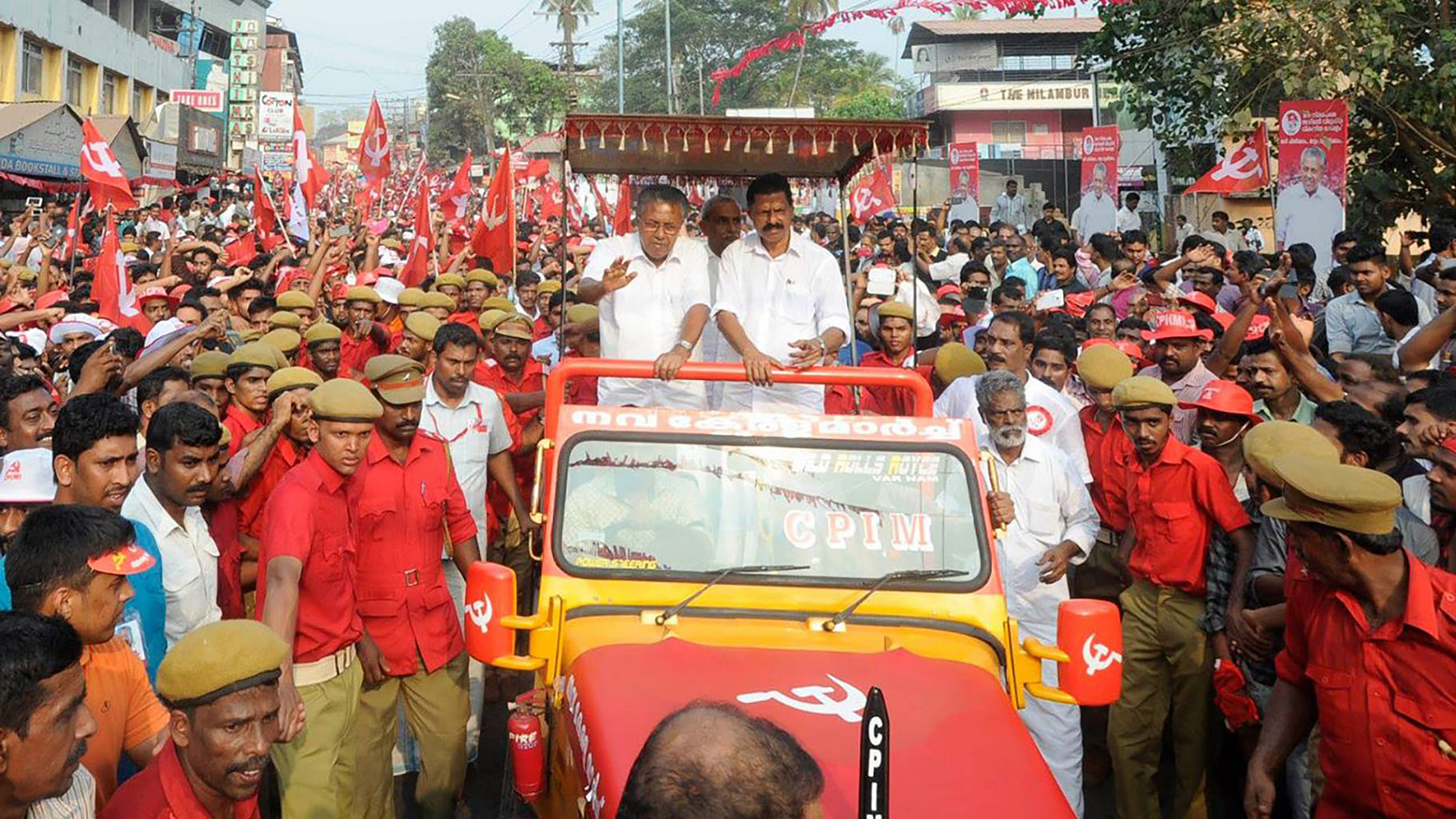 CPI-M leader Pinarayi Vijayan at a rally. (Photo: <a href="https://www.facebook.com/PinarayVijayan/photos/pb.539381006153734.-2207520000.1454327417./946345578790606/?type=3&amp;theater">Facebook</a>)