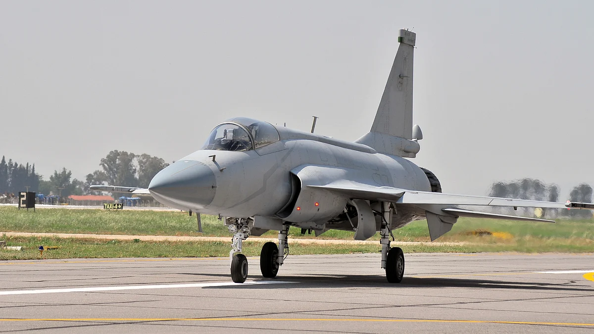 F-16 fighter jet. (Photo: iStockphoto)