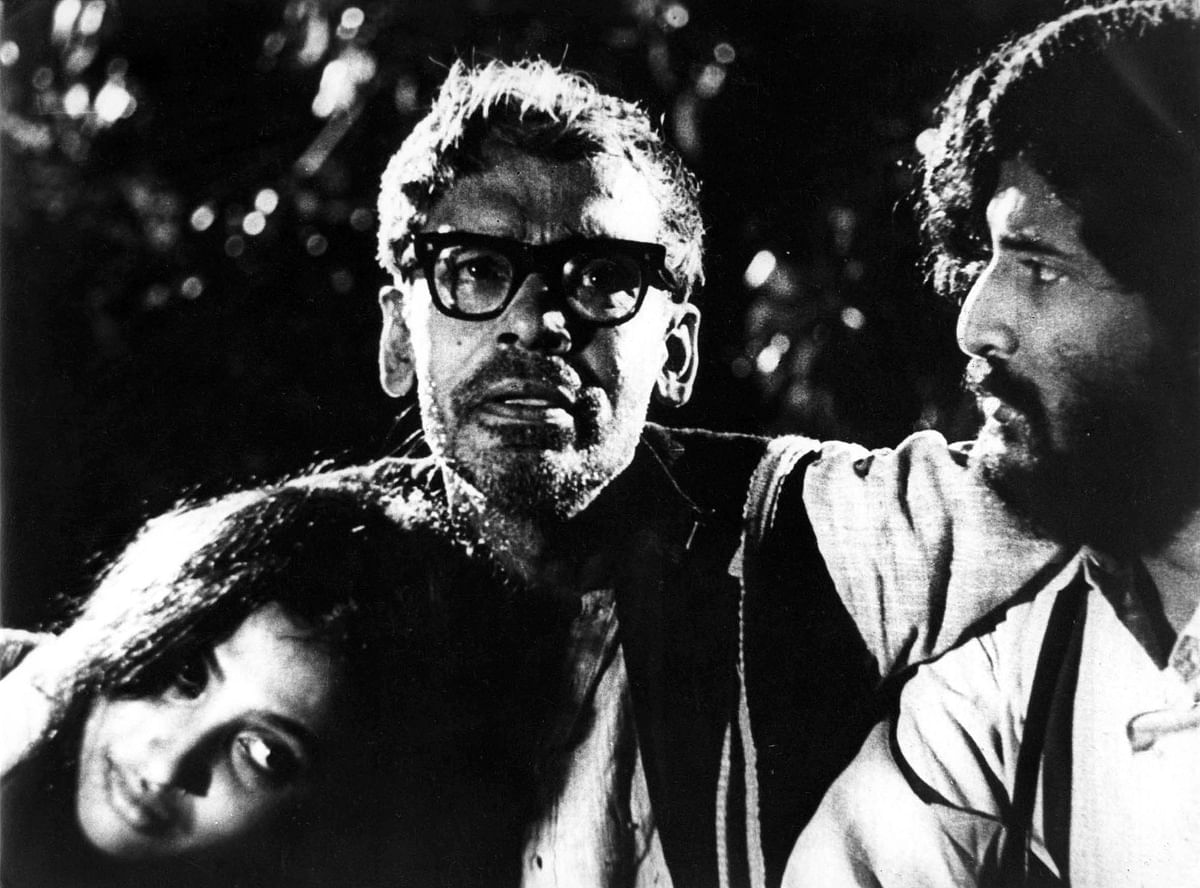 5 reasons why Ritwik Ghatak is the filmmaker you should follow - a birthday tribute.  