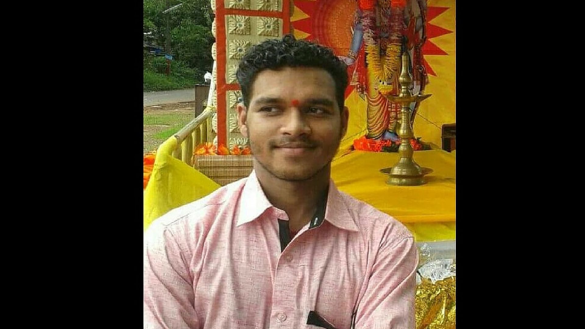 Sujit was attacked and murdered before his family at his house in Kannur. (Photo Courtesy: <a href="http://www.thenewsminute.com/article/kerala-rss-worker-stabbed-death-allegedly-cpm-workers-kannur-39047">The News Minute</a>)