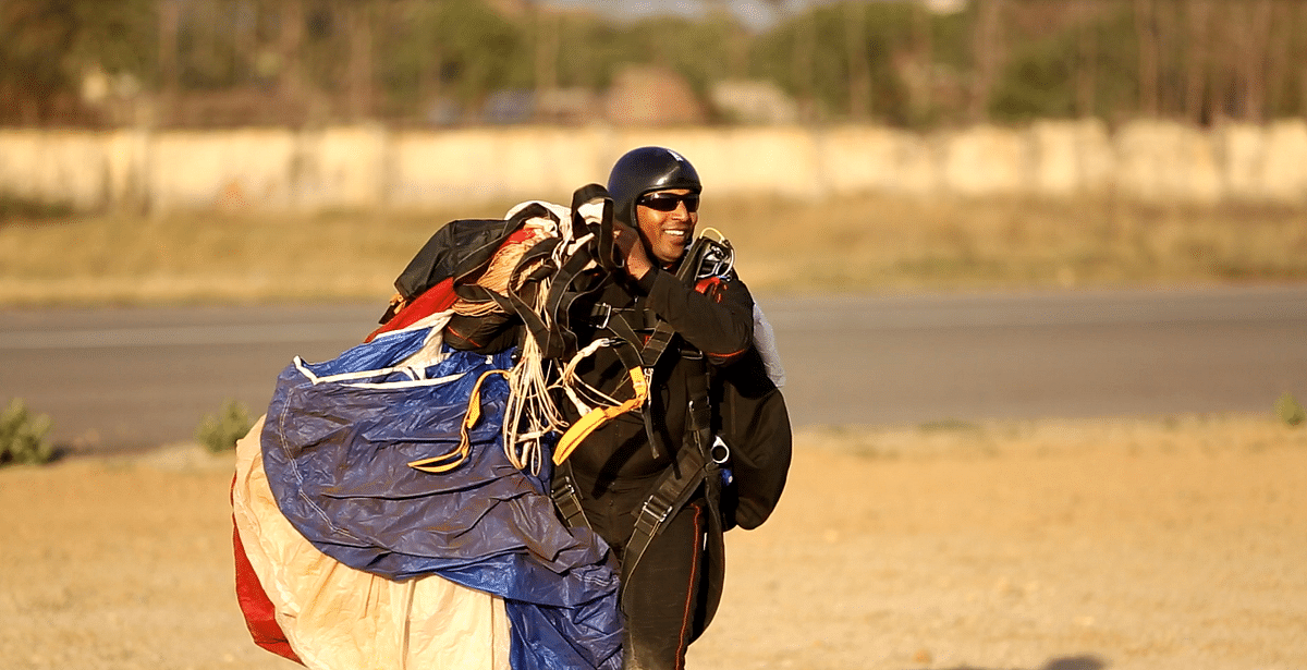 A skydiving school two hours from Delhi. Here’s everything you need to know about jumping out of a plane. 