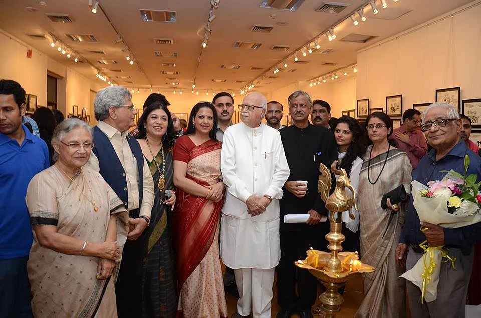 Politicians from across party lines attended the launch of Sudhir Tailang’s retrospective show in 2014 (Photo Courtesy: Gallery Art Alive)