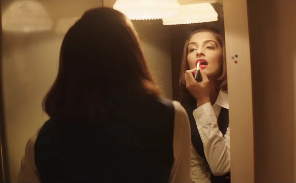 Sonam Kapoor as <i>Neerja</i> is magic on screen (Photo Courtesy: <i>Neerja</i>’s <a href="https://www.youtube.com/watch?v=7779JrWy04g">trailer</a>)