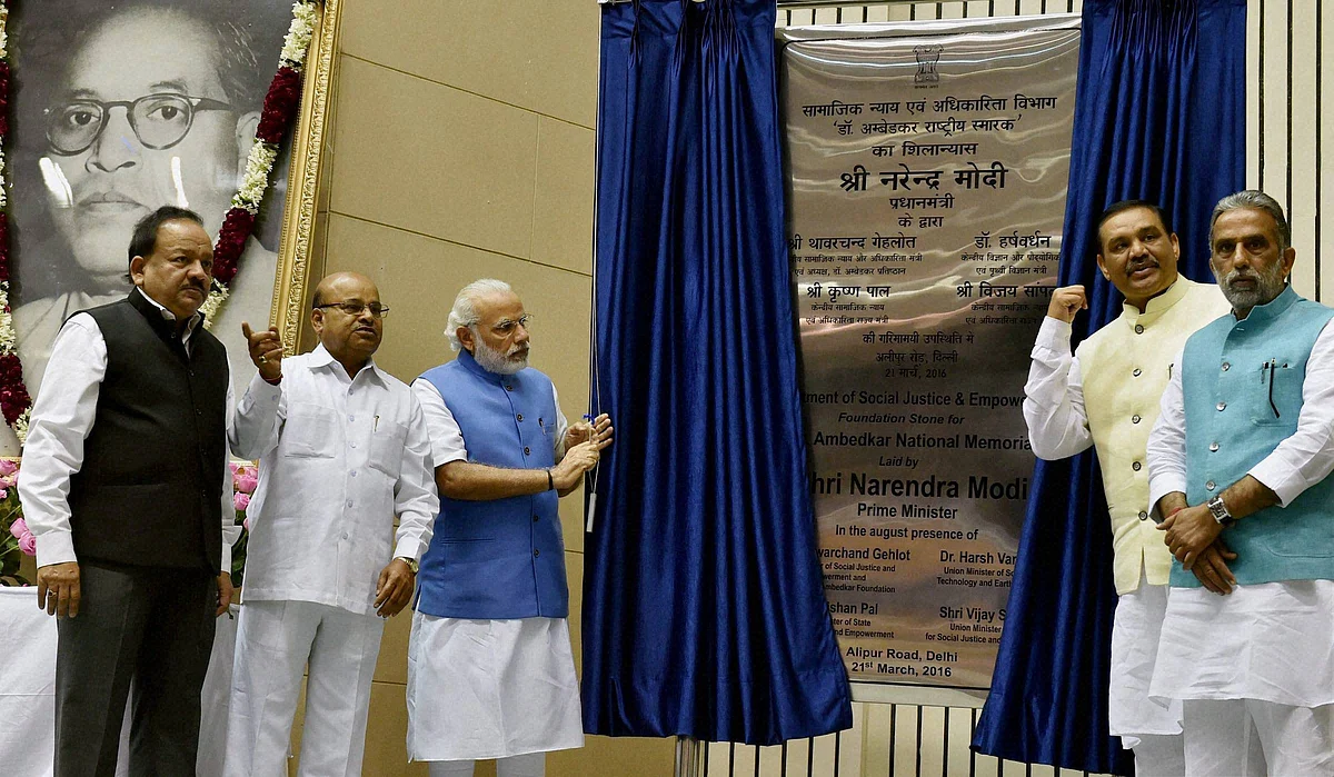 Prime Minister Narendra Modi laying the foundation stone for Ambedkar Memorial in New Delhi. (Photo:PTI)
