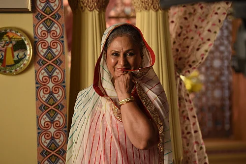 Jaya Bachchan shoots for a TV commercial with Big B (Photo: srbachchan.tumblr.com)