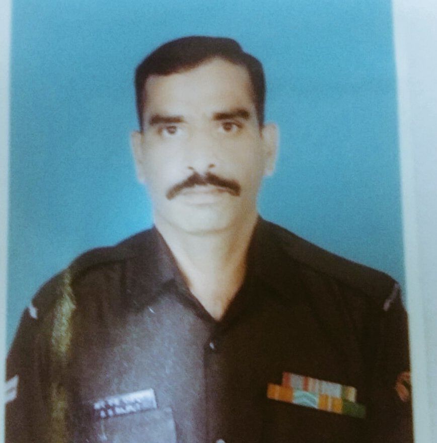  Army jawan Naik Ram Swaroop Rajput was runner and killed by a speeding Audi A4 in Delhi Cantonment area. 