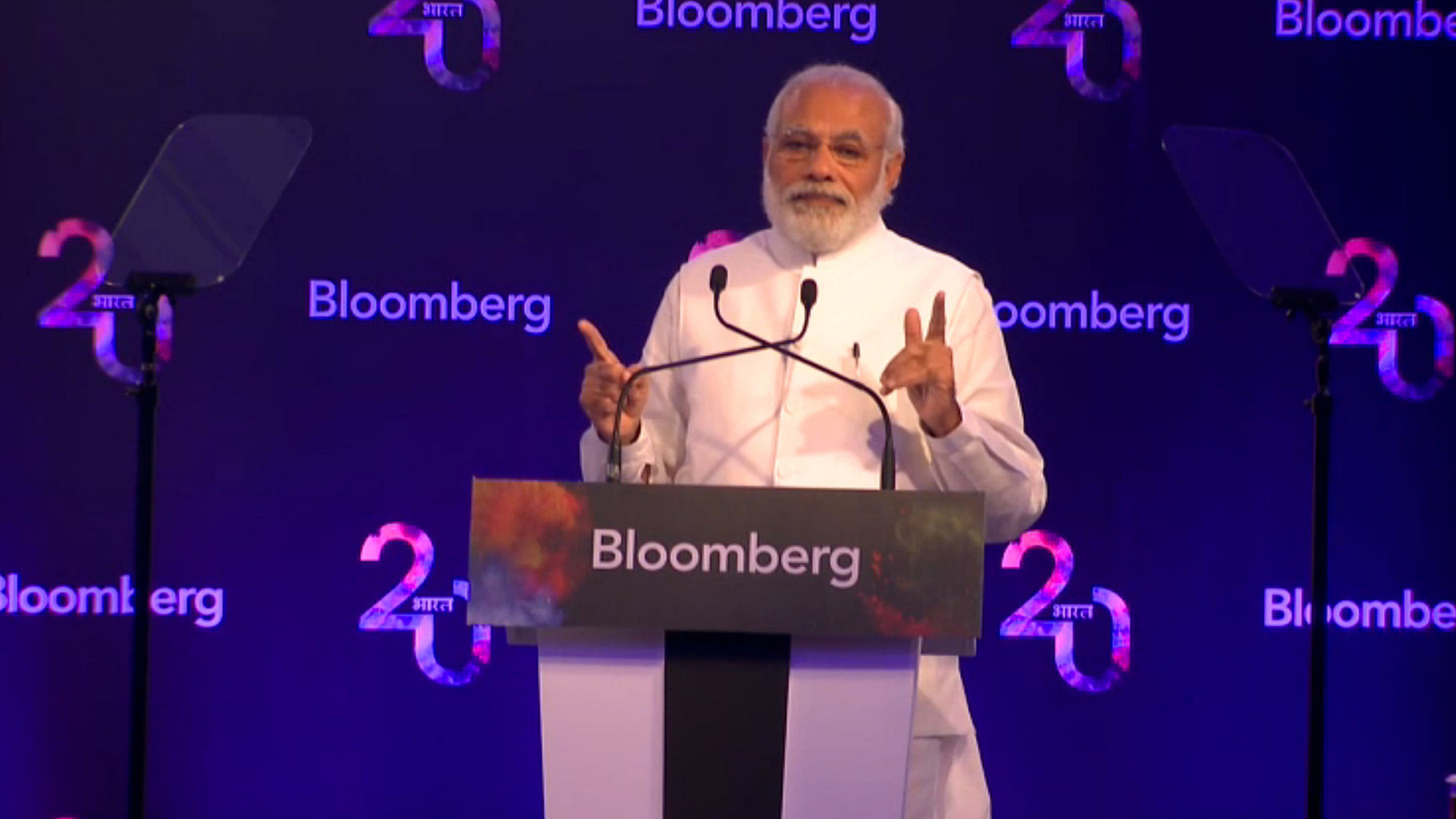 Prime Minister Narendra Modi speaking at the Bloomberg Economic Forum on Monday, 28 March 2016. (Photo Courtesy: <i>Bloomberg India</i>)