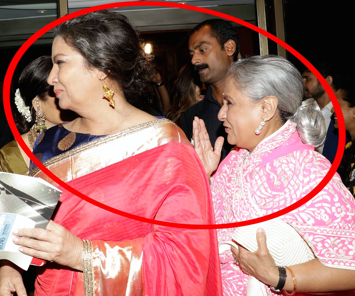 Rekha and Jaya Bachchan greet each other behind Shaban Azmi (Photo: Yogen Shah)