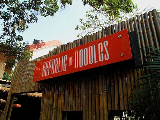 Pad Thai noodles with a side order of racism (Photo Courtesy: <a href="http://www.indianholiday.com/goa/restaurants.html">www.indianholiday.com</a>)