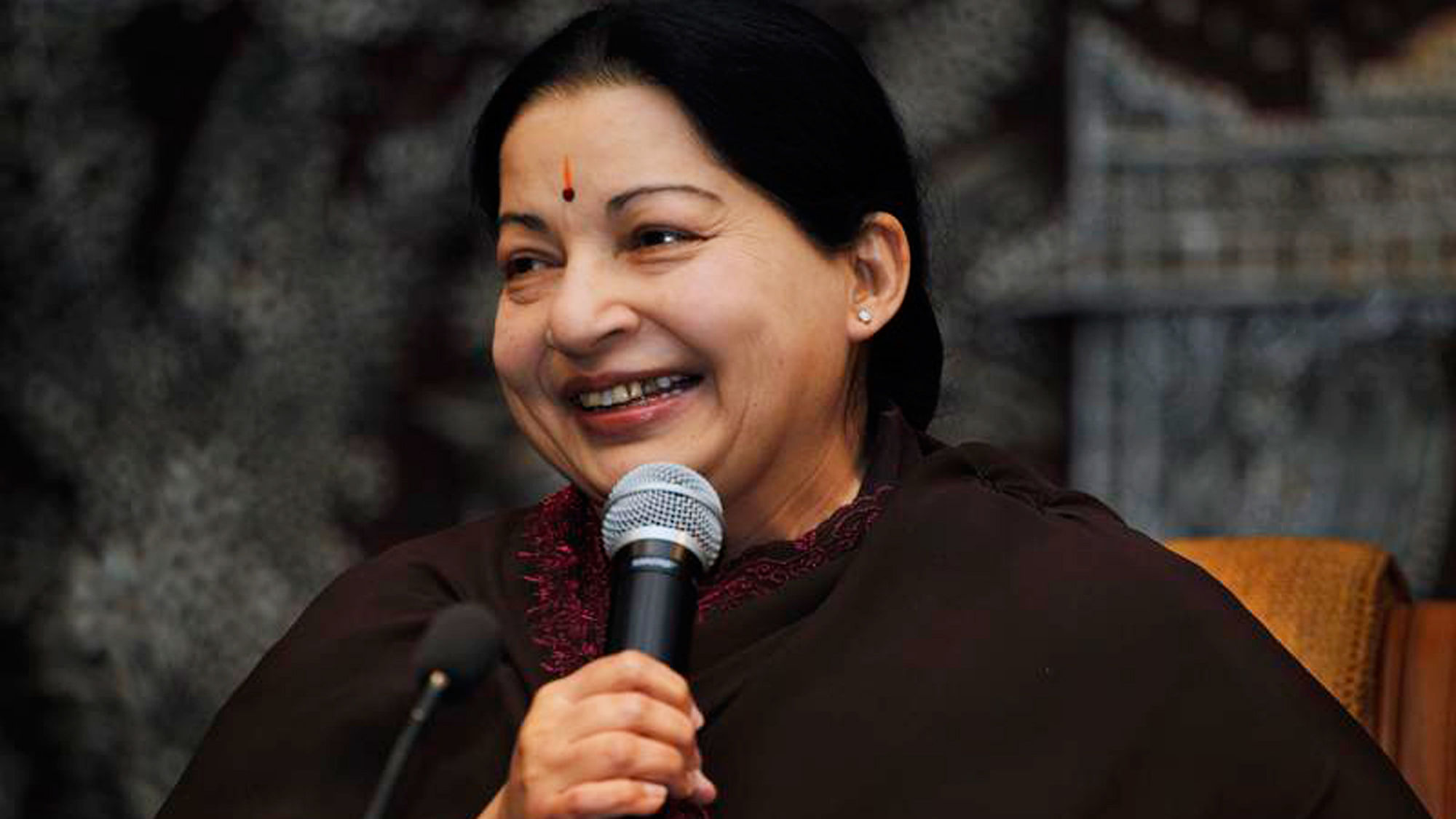 Seven outfits – including the existing allies of Jayalalithaa-led AIADMK – on Sunday extended their support to the ruling party.&nbsp;