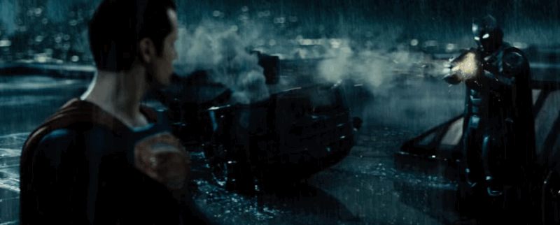 (GIF Courtesy: <a href="http://www.comicbookmovie.com/batman_vs_superman/check-out-the-most-awesome-gifs-from-the-final-trailer-for-a130941">comicbookmovie.com</a>)