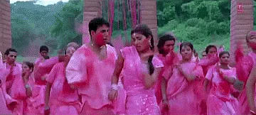 Akshay Kumar and Priyanka Chopra in <i>Waqt </i><i>– The Race against Time </i>(Source: <a href="https://www.youtube.com/watch?v=uyh9jYSGpCg">YouTube/T-Series</a>)