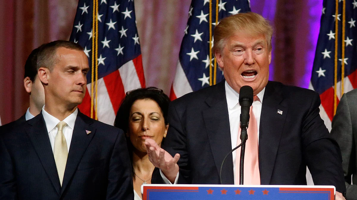Corey Lewandowski (campaign manager) and Donald Trump at an event. (Photo: AP)