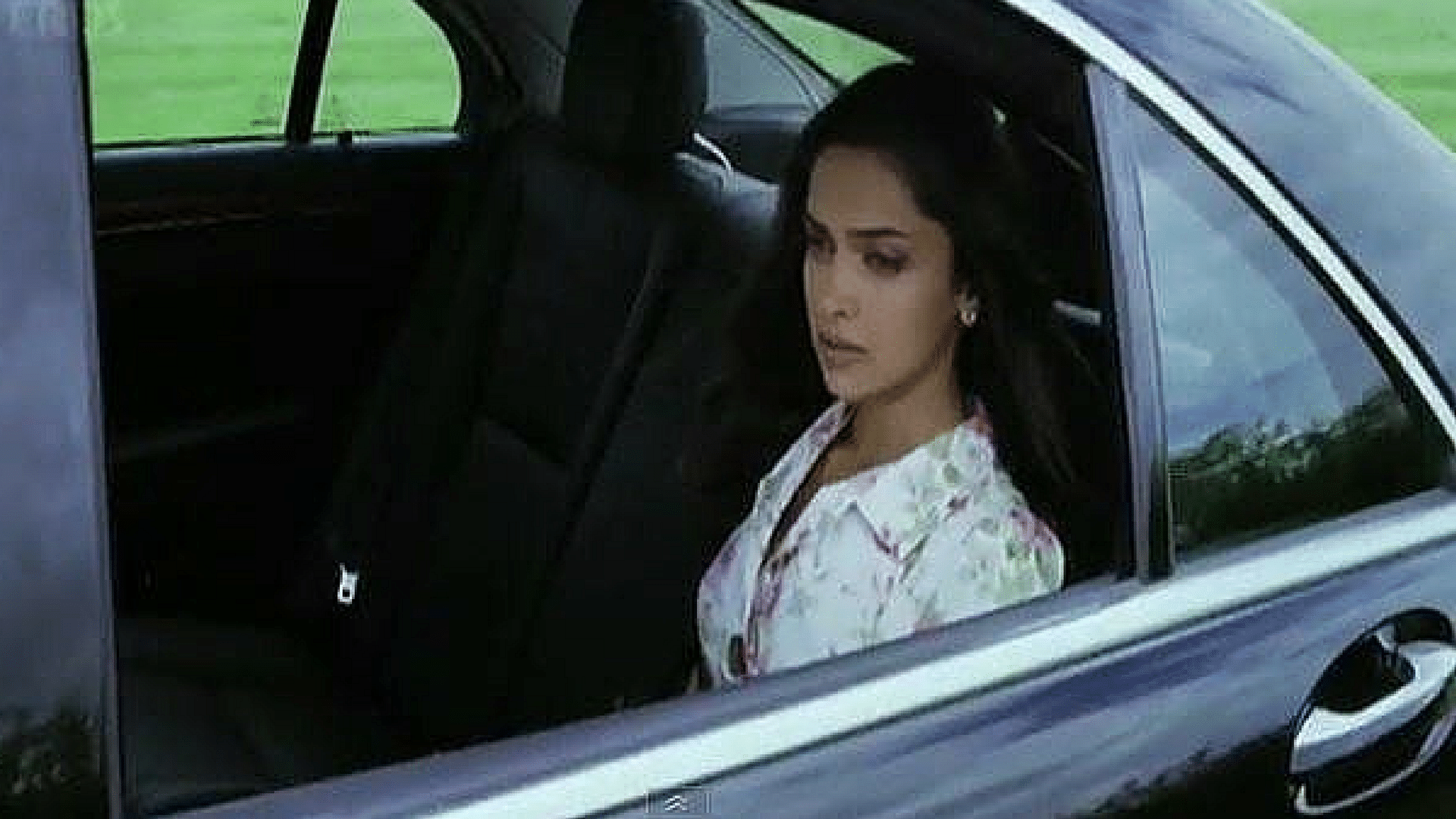 Deepika Padukone in <i>Love Aaj Kal. </i>(Photo Courtesy: YouTube/<a href="https://www.youtube.com/watch?v=DKOLynNhWxo">Ye Dooriyaan</a>)
