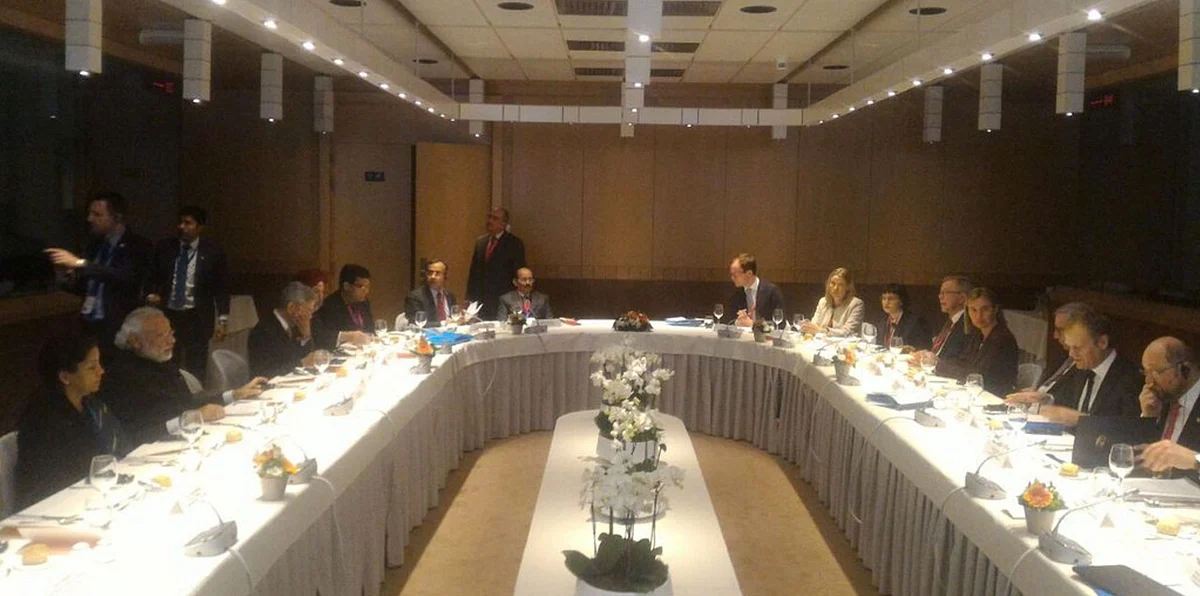 PM Modi having dinner with the EU Presidents during the 13th India-EU Summit on Wednesday, 30 March 2016. (Photo Courtesy: <a href="https://twitter.com/MEAIndia/status/715213427254243328">Twitter.com/@MEAIndia</a>) 