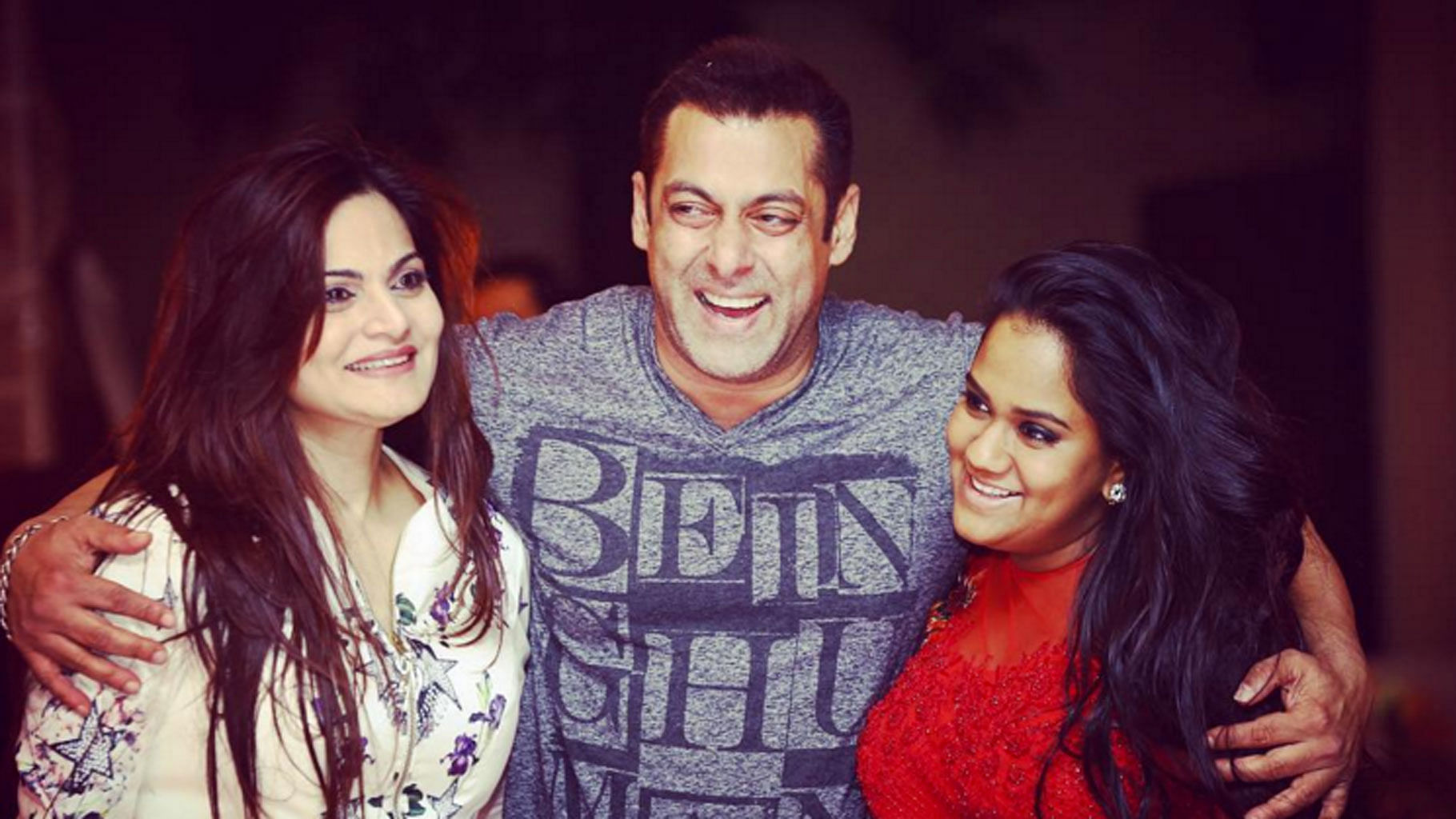 Salman Khan with his sisters Alvira (left) and Arpita.