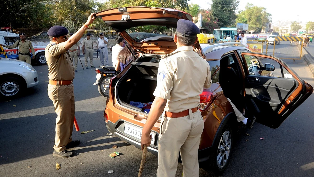The central government’s declaration of a high alert after reports that 10 terrorists had entered Gujarat led the state police to tighten security in Ahmedabad, on March 6, 2016. (Photo: IANS)