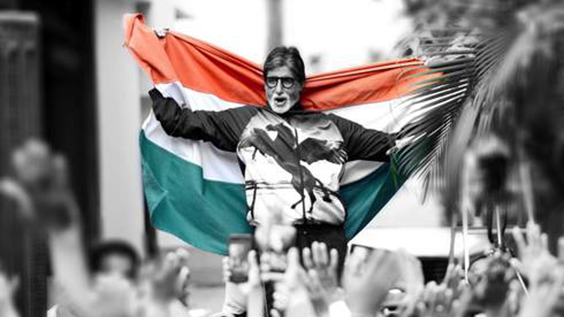 Big B celebrates India’s win over Pakistan by 76 runs in the ICC World Cup.&nbsp;