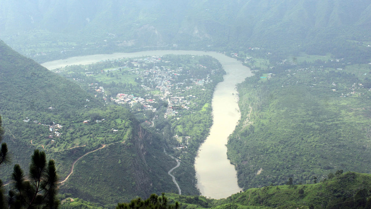 Competitive politics is behind  the river water dispute between Punjab, Haryana and Rajasthan, writes Kanwar Sandhu.