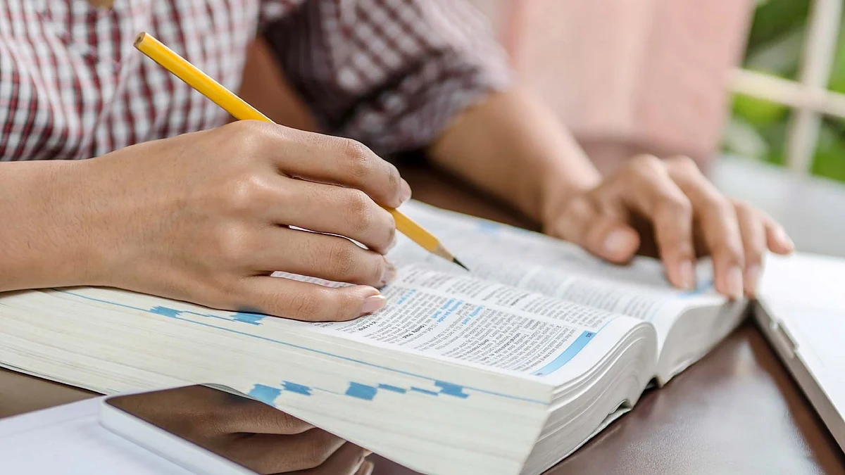 The salary for April, due to 8,462 temporary teachers has been cleared.