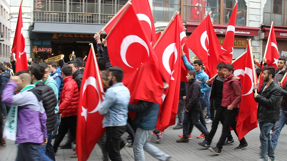 Anti-terrorism protest march in Istanbul. (Photo: Vivian Fernandes/ <b>The Quint</b>)