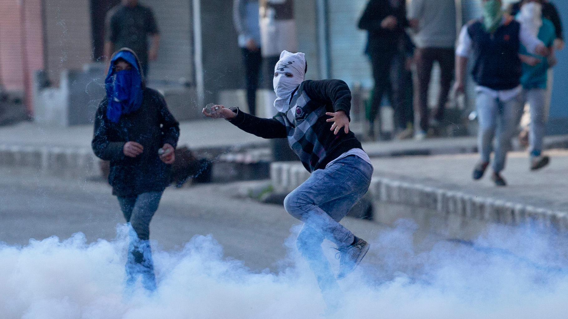 Handwara in Kashmir has been at the centre of major unrest since Tuesday, 12 April, 2016.(Photo:AP)